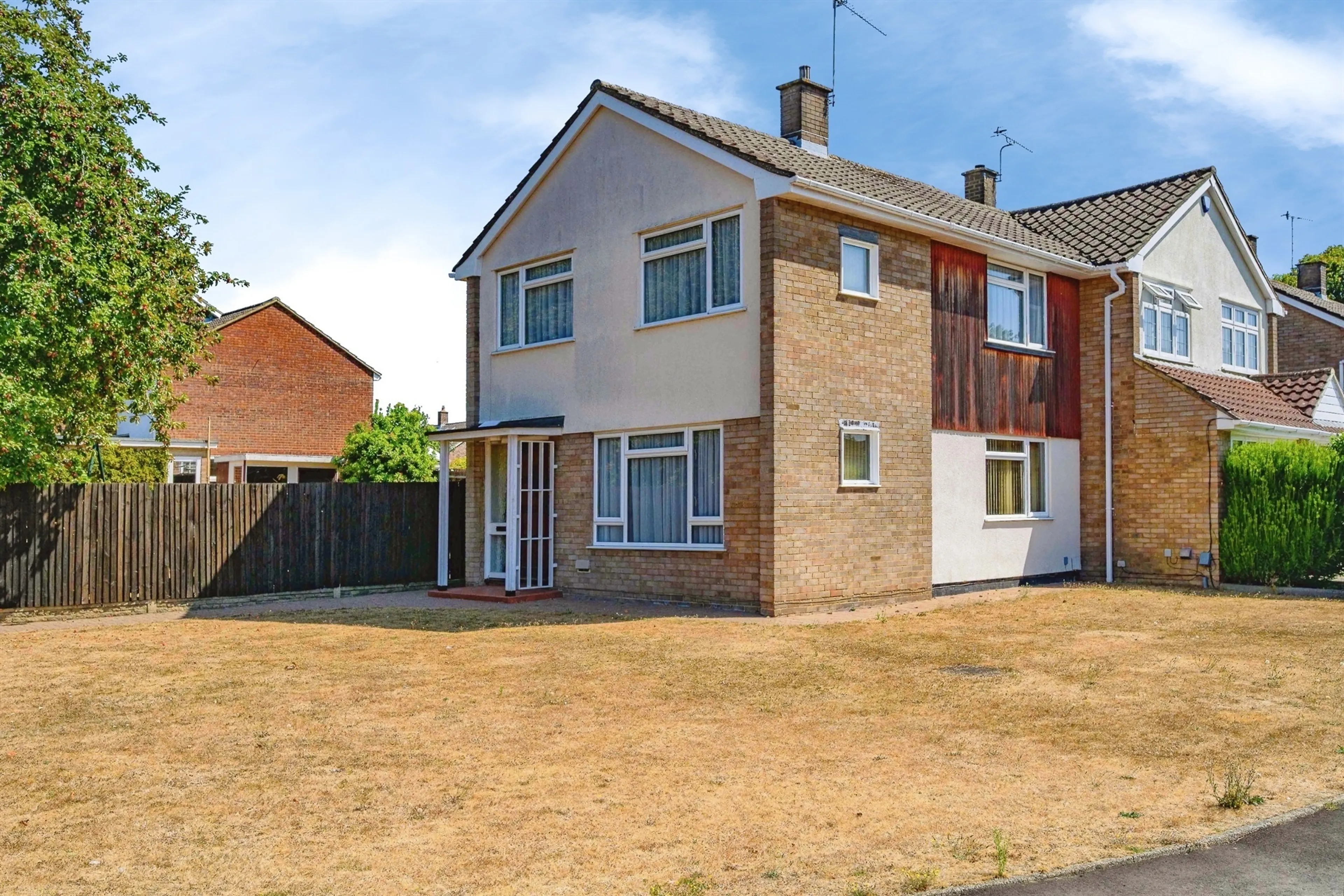 Property photo 0