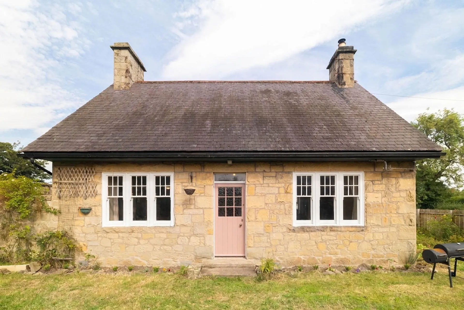 Property photo top 0