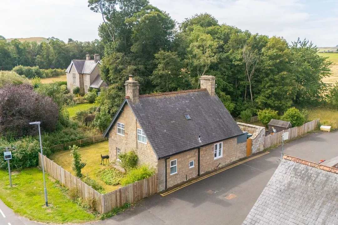 https://mr0.homeflow-assets.co.uk/files/photo/image/48081/7335/_x_/DJI_20260812113316_0235_D-67.jpg