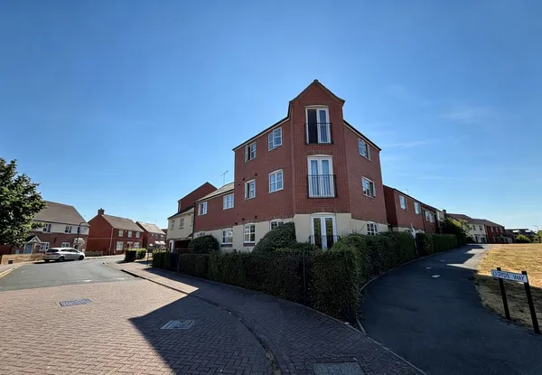 LLoyds Way, Stratford Upon Avon, CV37...
