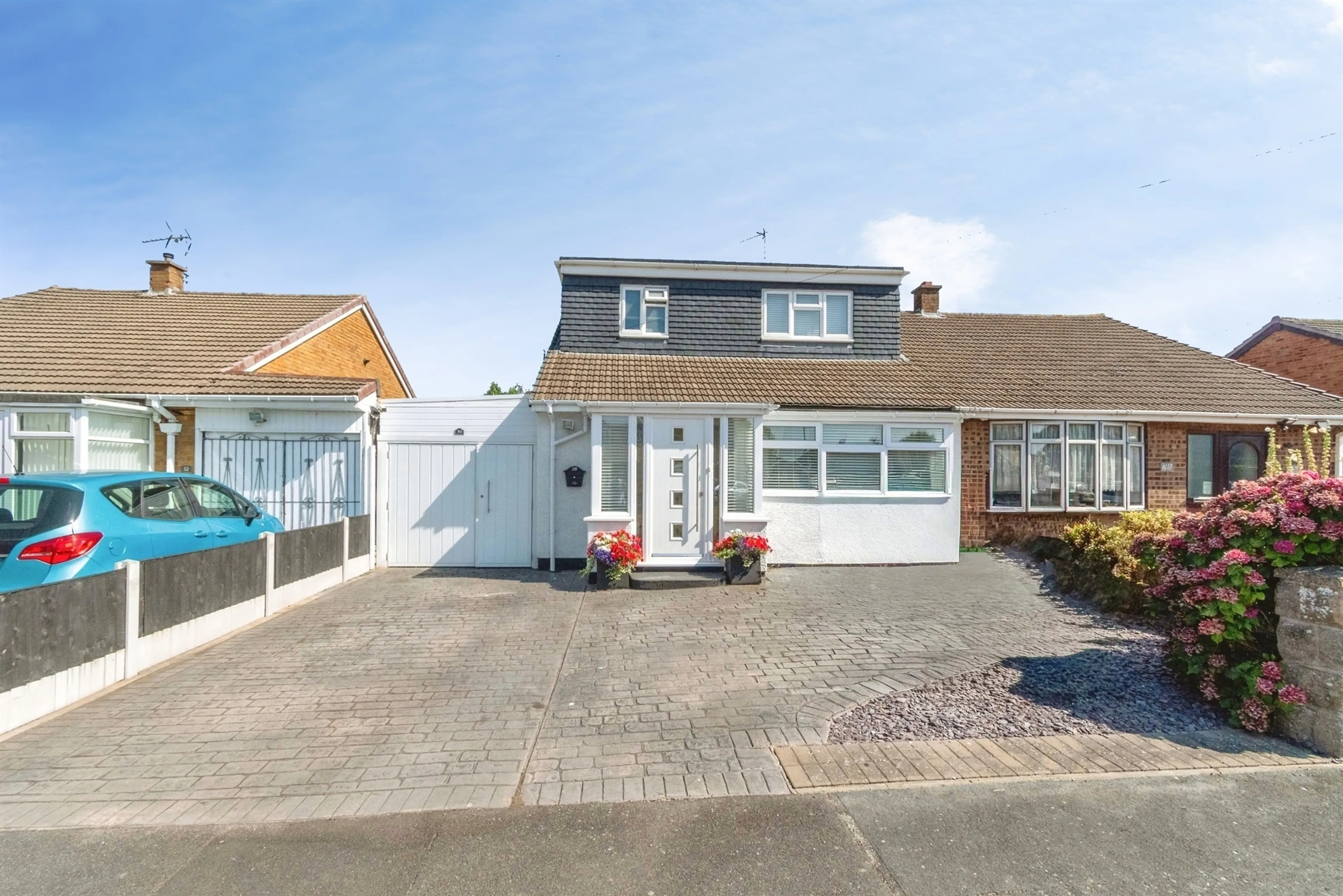 Property photo 0