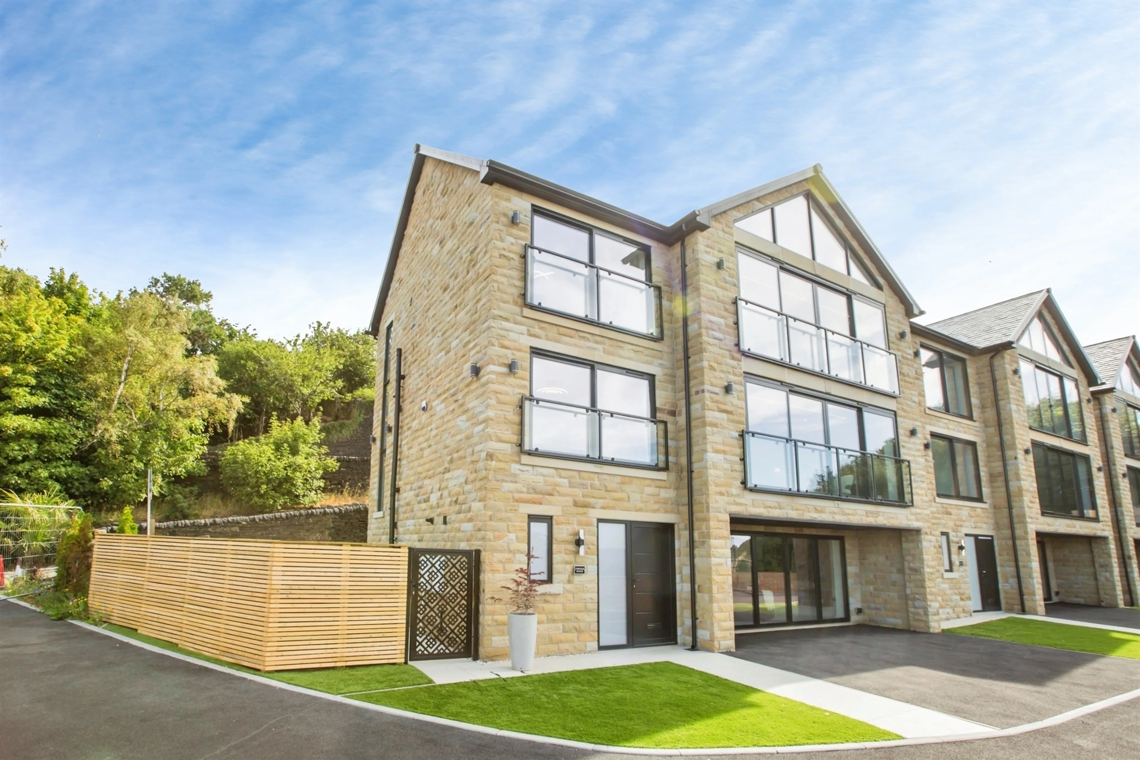 Property at Viewpoint Villas, Southowram, Halifax