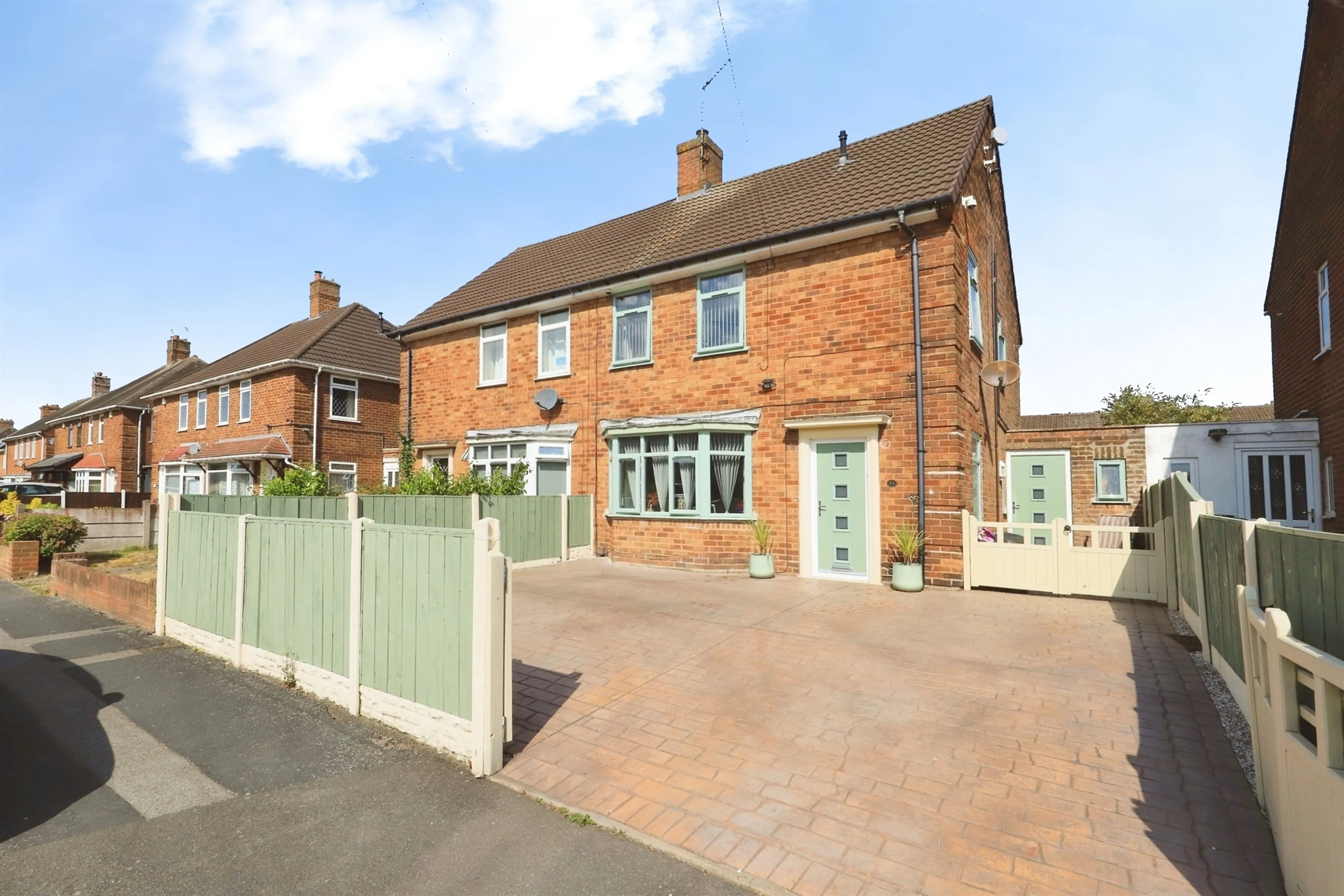 Property photo 0
