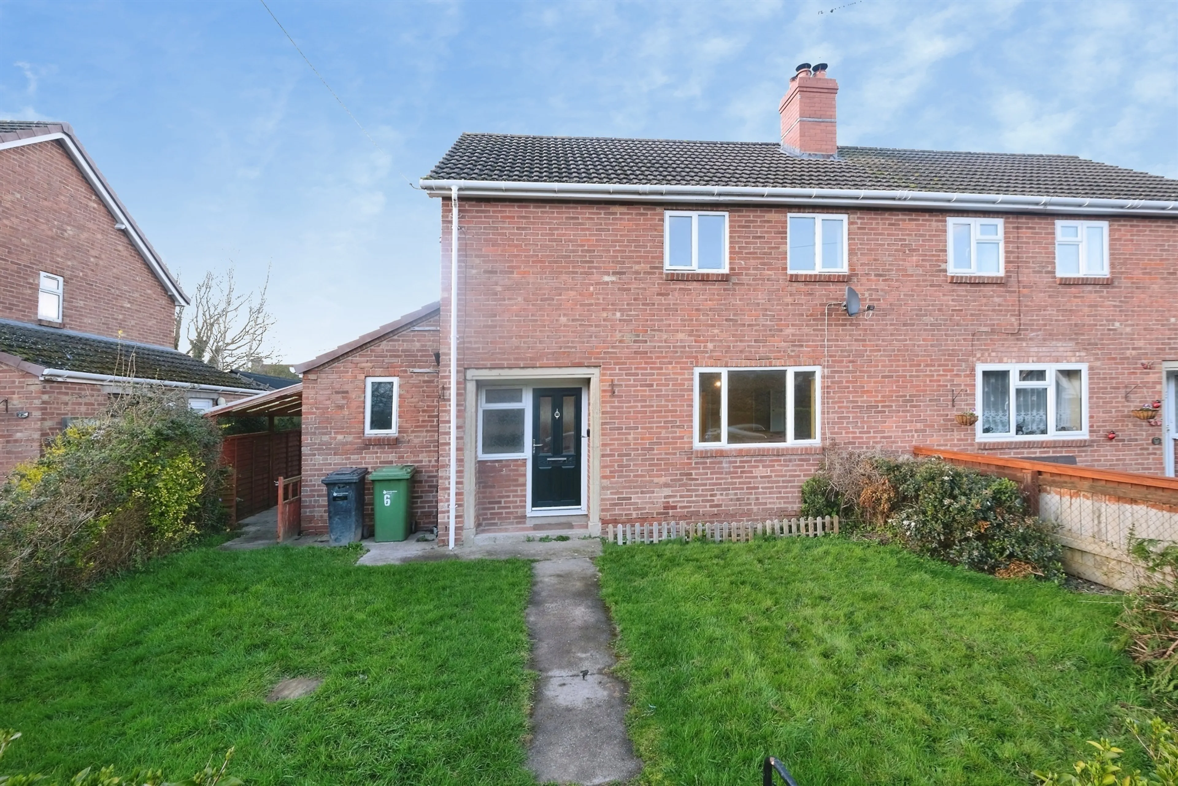 Property photo 0