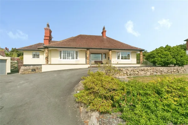 Warren Road, Deganwy, Conwy, LL31