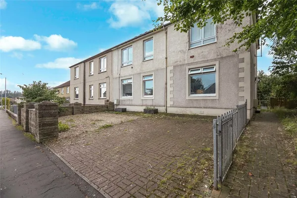 Blacklands Avenue, Kilwinning, North ...