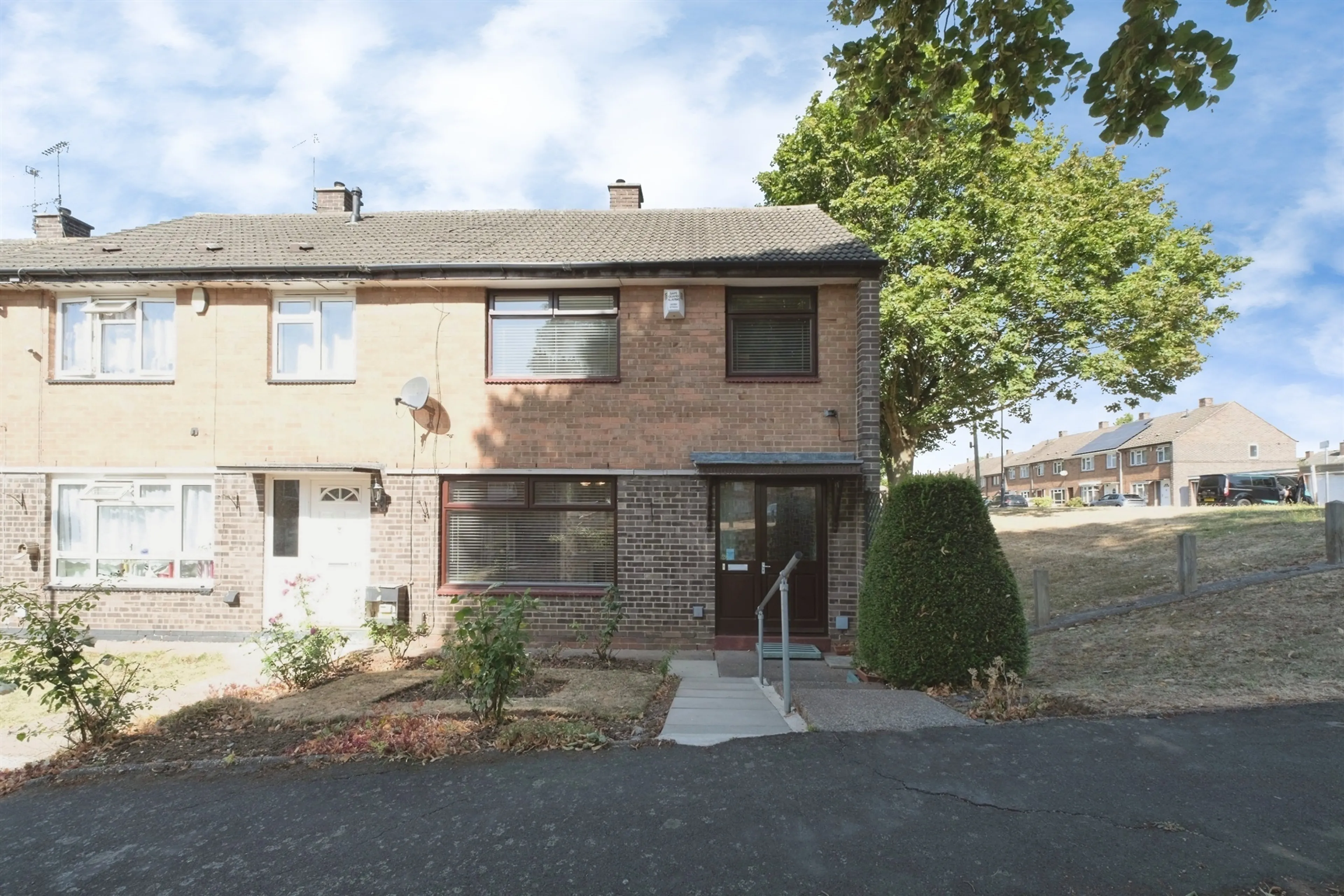 Property photo 0