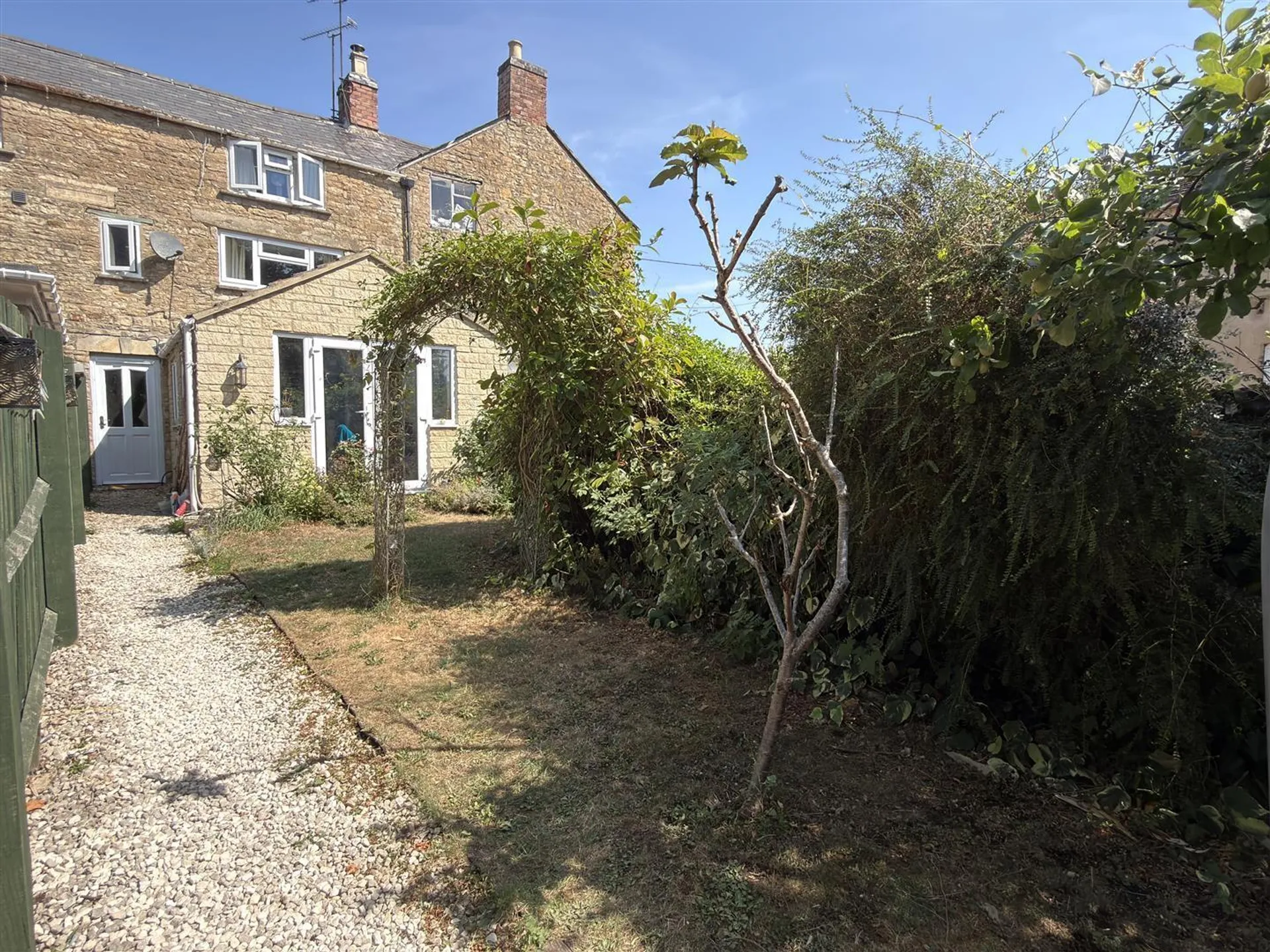 Property photo top 3