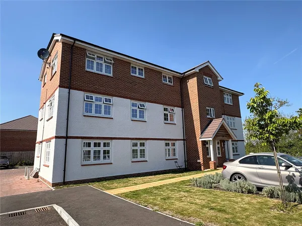 Mallard Court, Meon Vale, Stratford-u...
