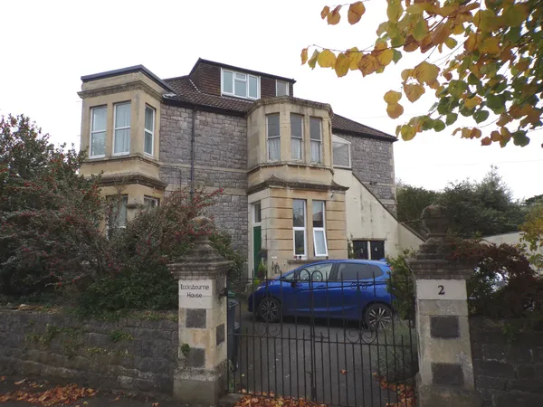 Clarence Grove Road