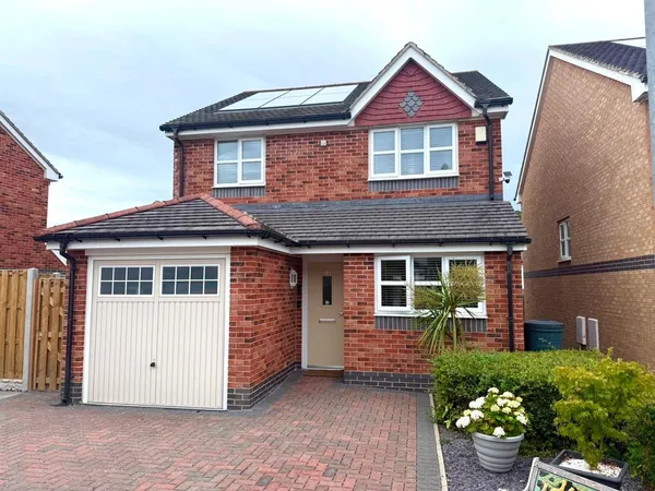 Cae'r Llynen, Llandudno Junction, LL3...