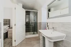 Shortwall Court, Pontefract
