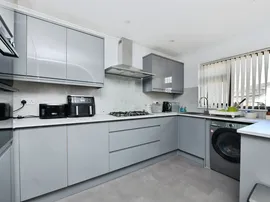 Hobbs Crescent, SALTASH thumb 2