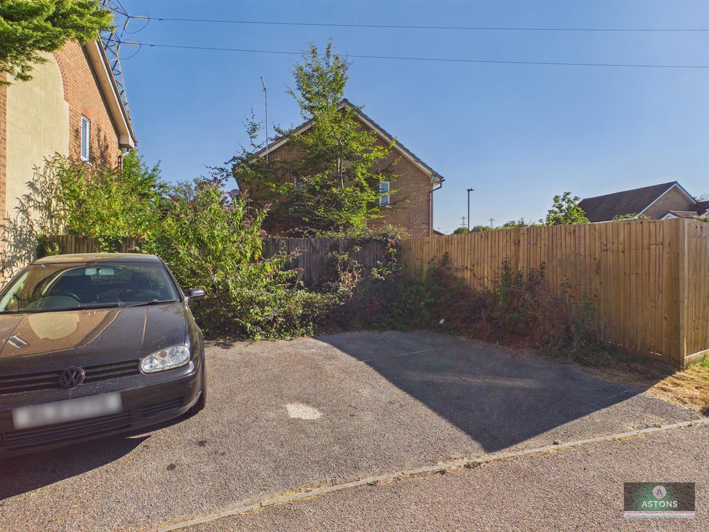 Walker Road, Maidenbower Image 9