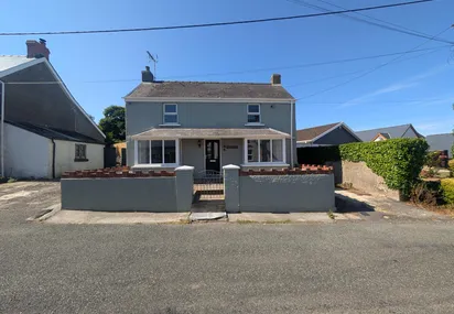 Glen Cottage, Houghton. SA73 1NW