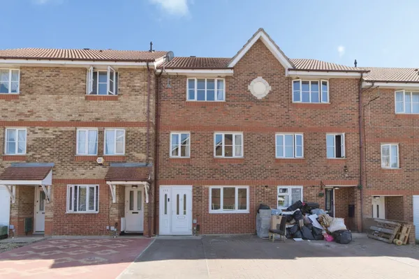 Redbourne Drive, LONDON, London, SE28