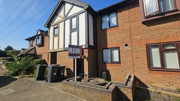Morgan Drive, Greenhithe, DA9