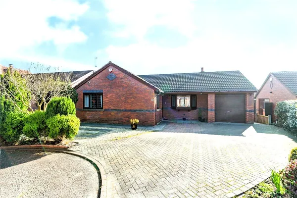 Yewtree Grove, Lostock Hall, Preston,...