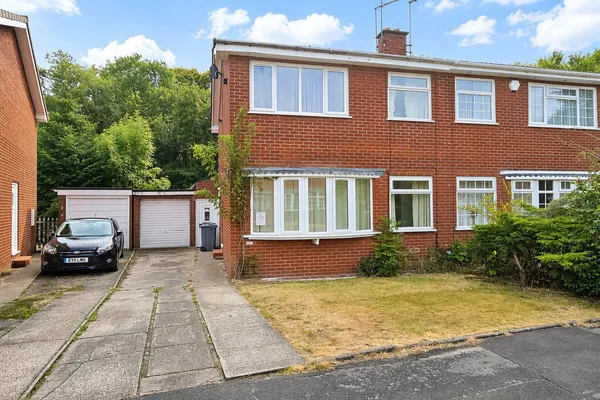 Belgrave Avenue, Congleton, Cheshire,...