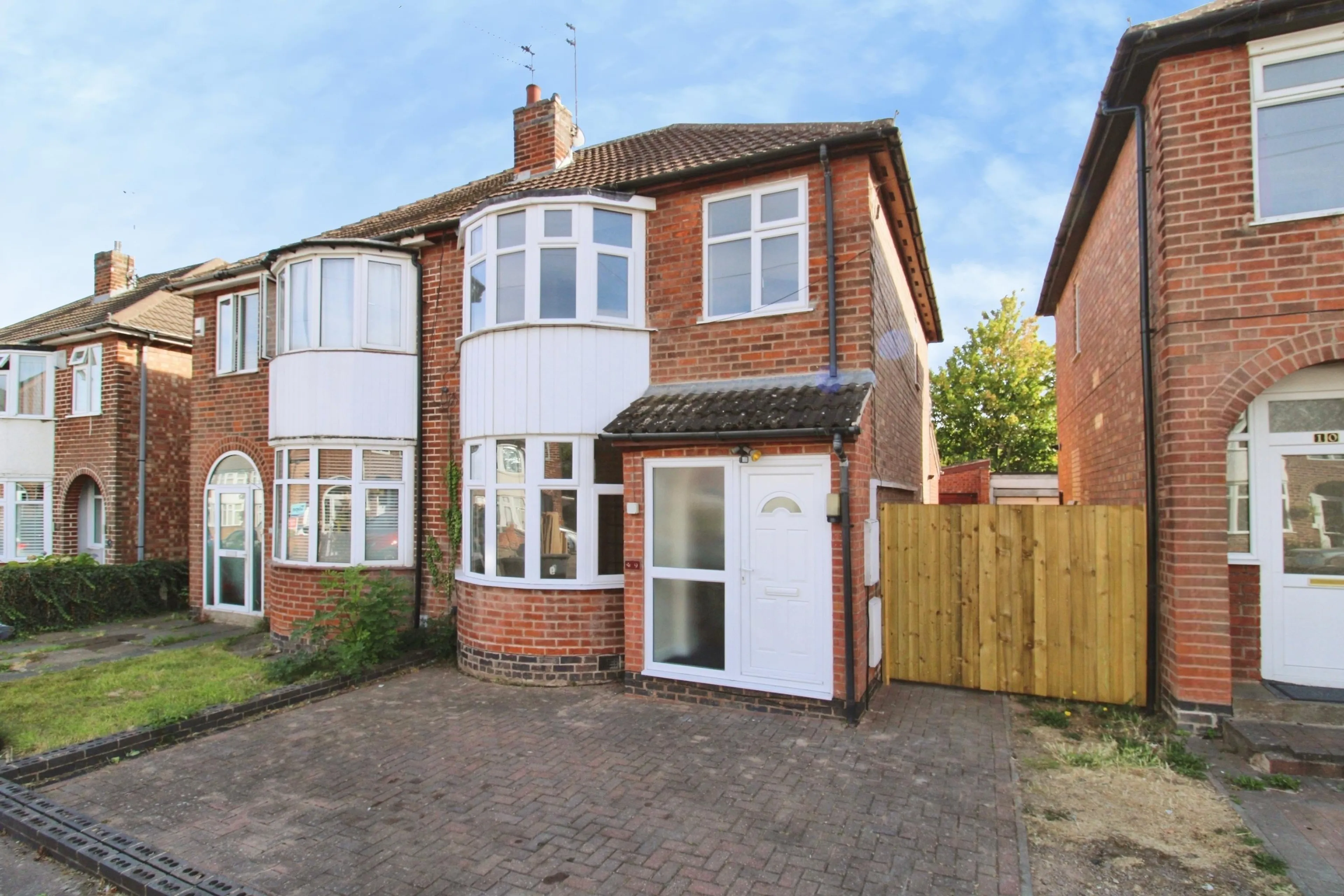 Property photo 0