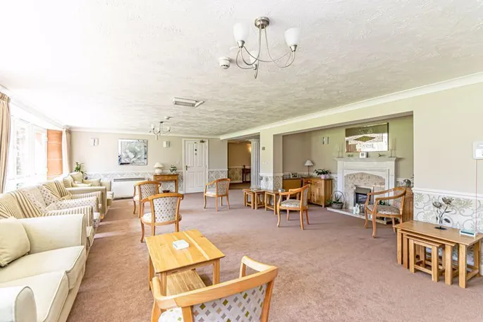 Property carousel image 15