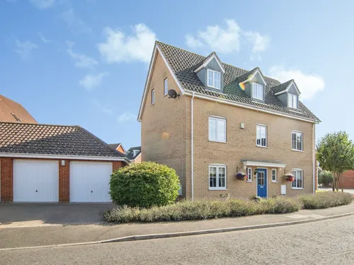 Mayhew Road, Rendlesham, Woodbridgephoto