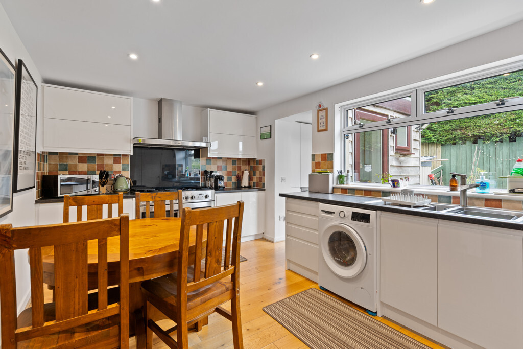 19 Lasswade Bank, Gilmerton, Edinburgh, EH17 8HU Image 6