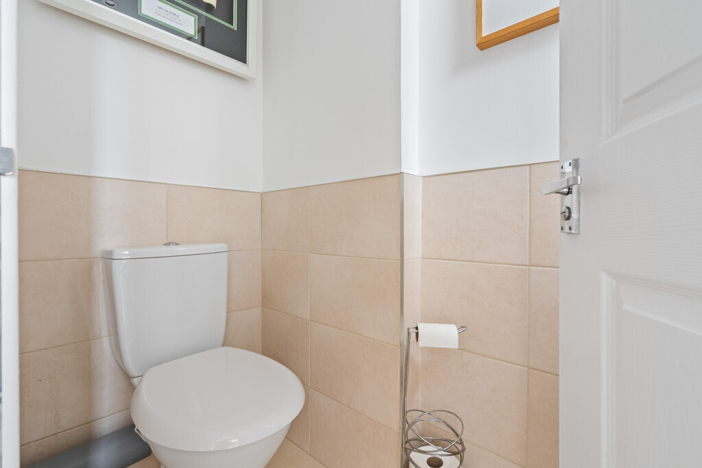 19 Lasswade Bank, Gilmerton, Edinburgh, EH17 8HU Image 11