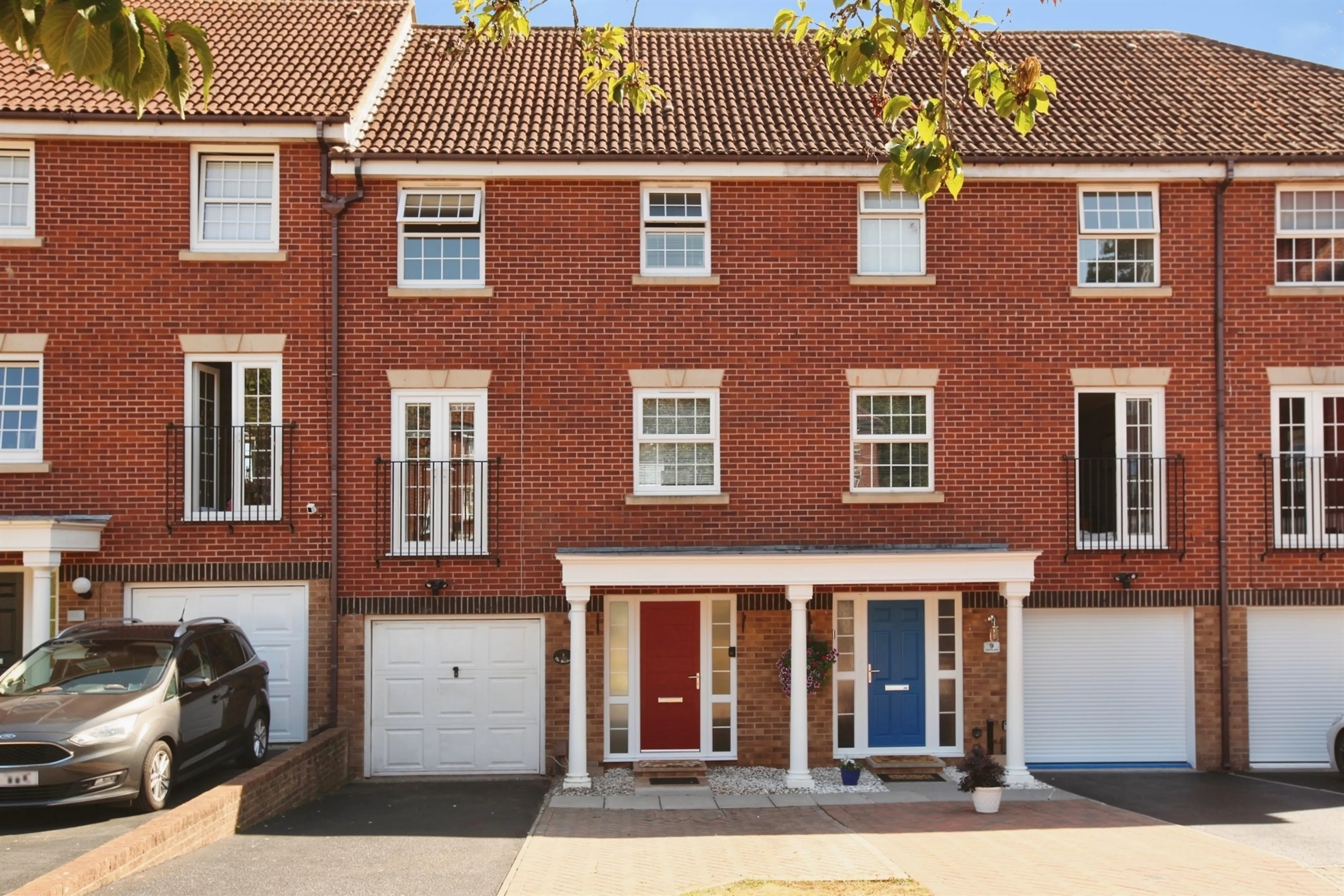 Property photo 0