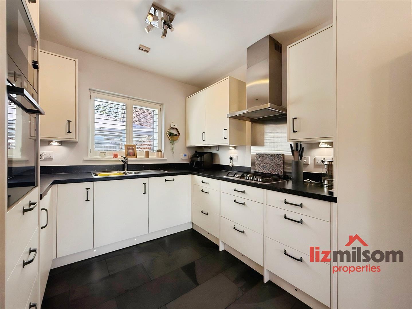 Drift Road, Castle Gresley, Swadlincote Image 6