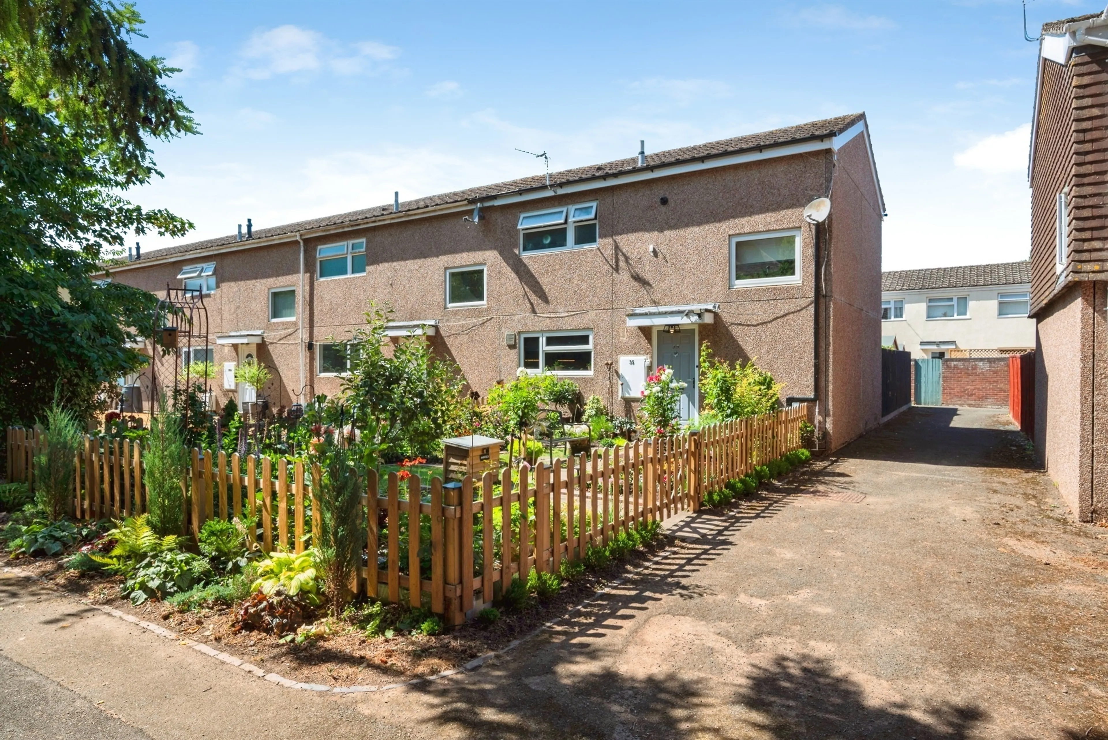 Property photo 0