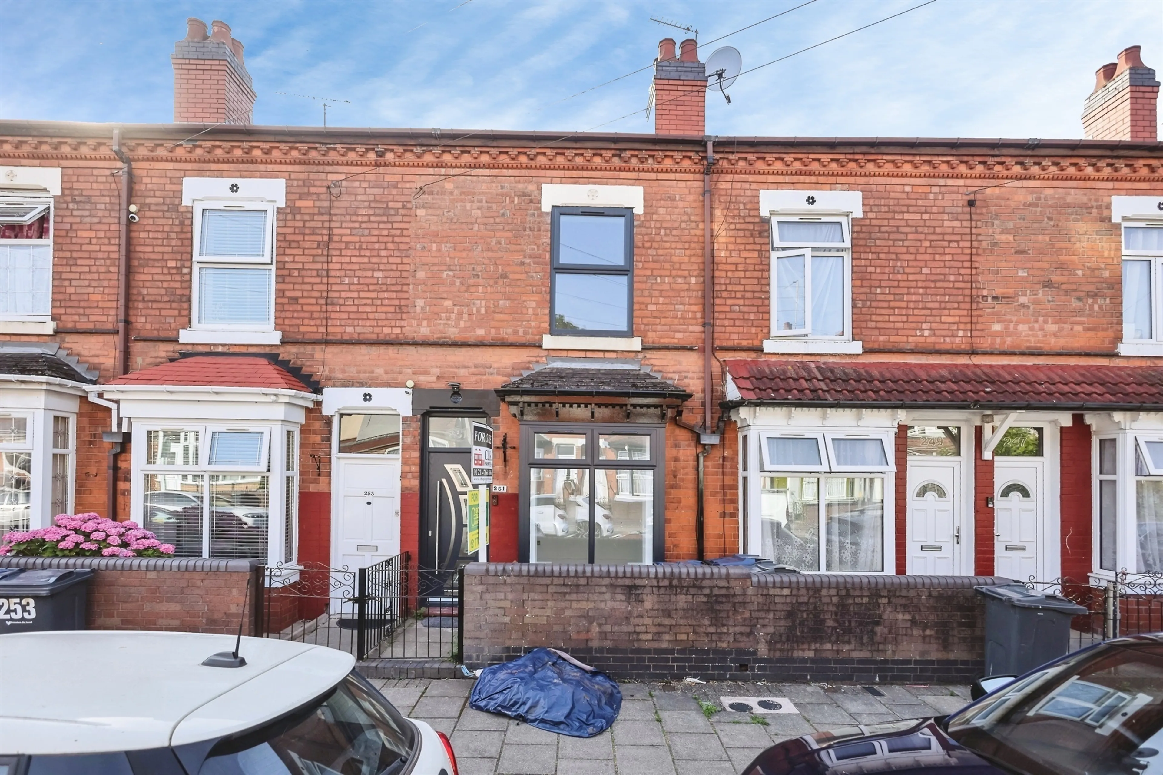 Property photo 0