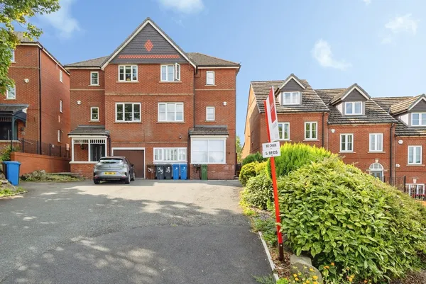Yew Tree Lane, Dukinfield, Greater Ma...
