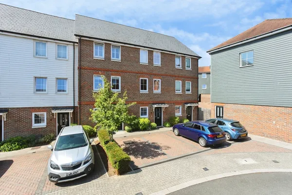 Woodland Road, Dunton Green, Sevenoak...