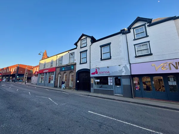 High Street, Neston