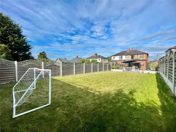 Woodplumpton Road, PRESTON, Lancashir...