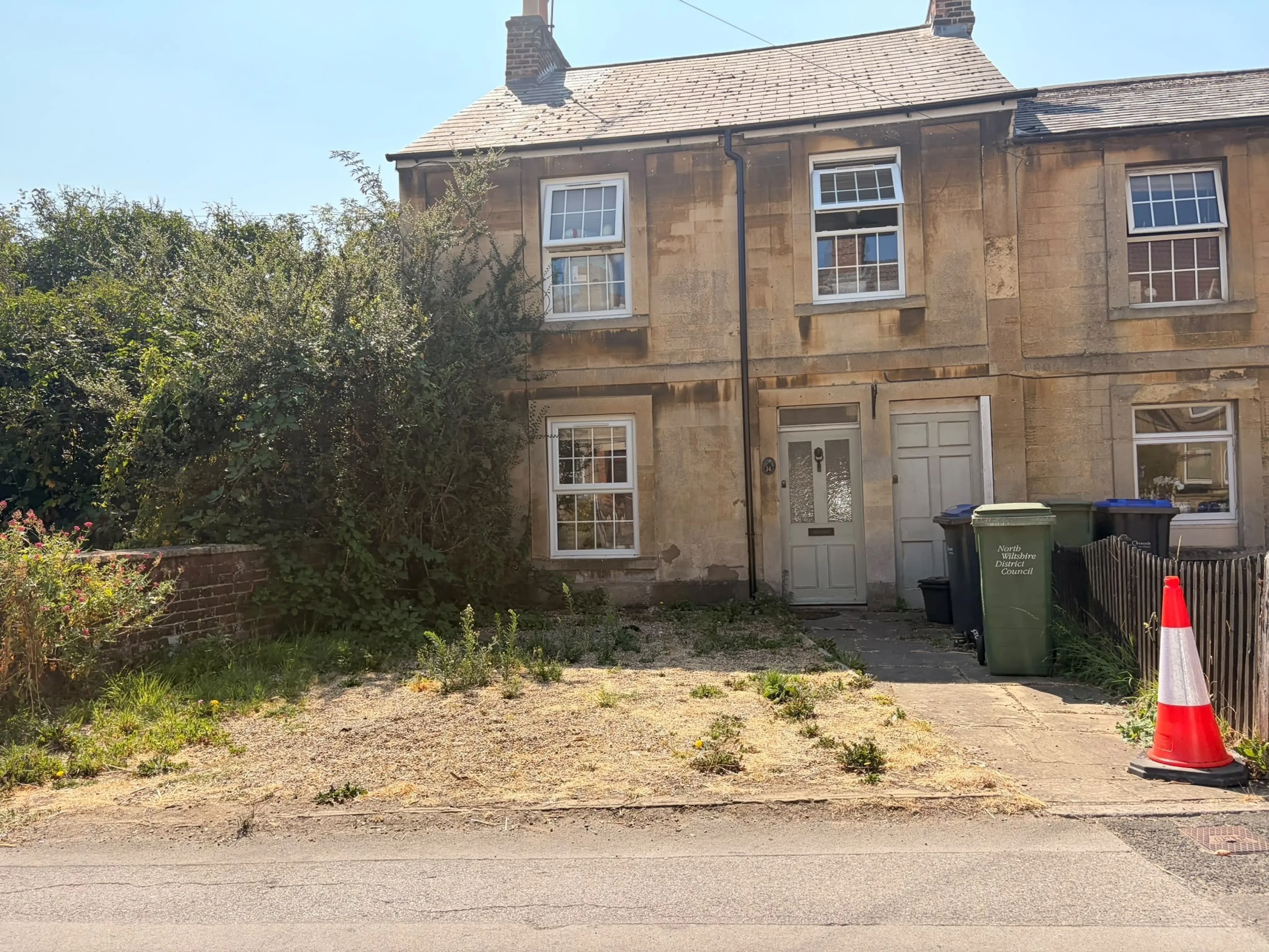 Property photo 0