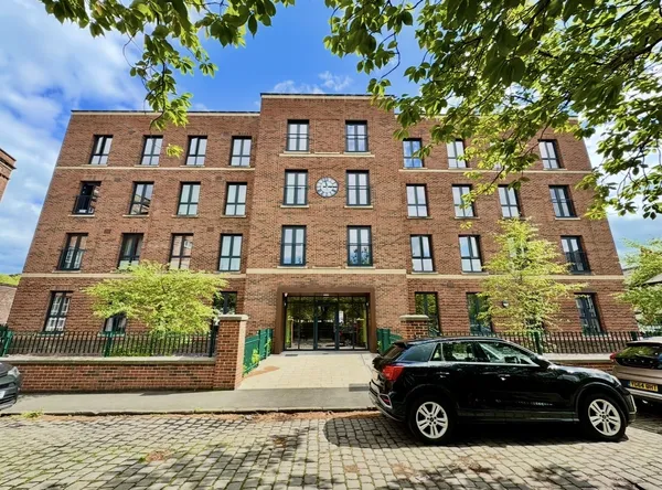 LET AGREED - Block A, Crossings