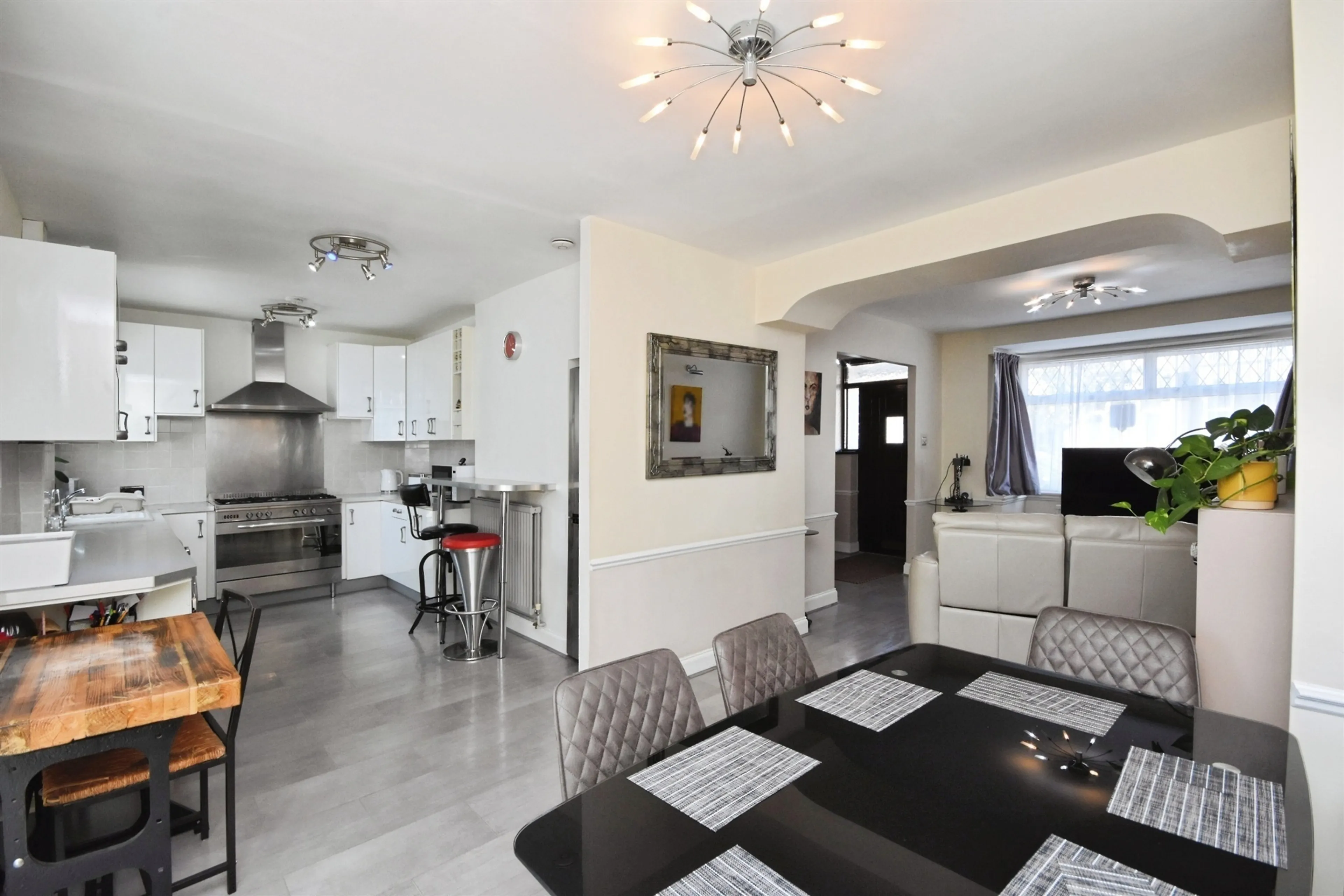 Property at Knighton Road, Romford