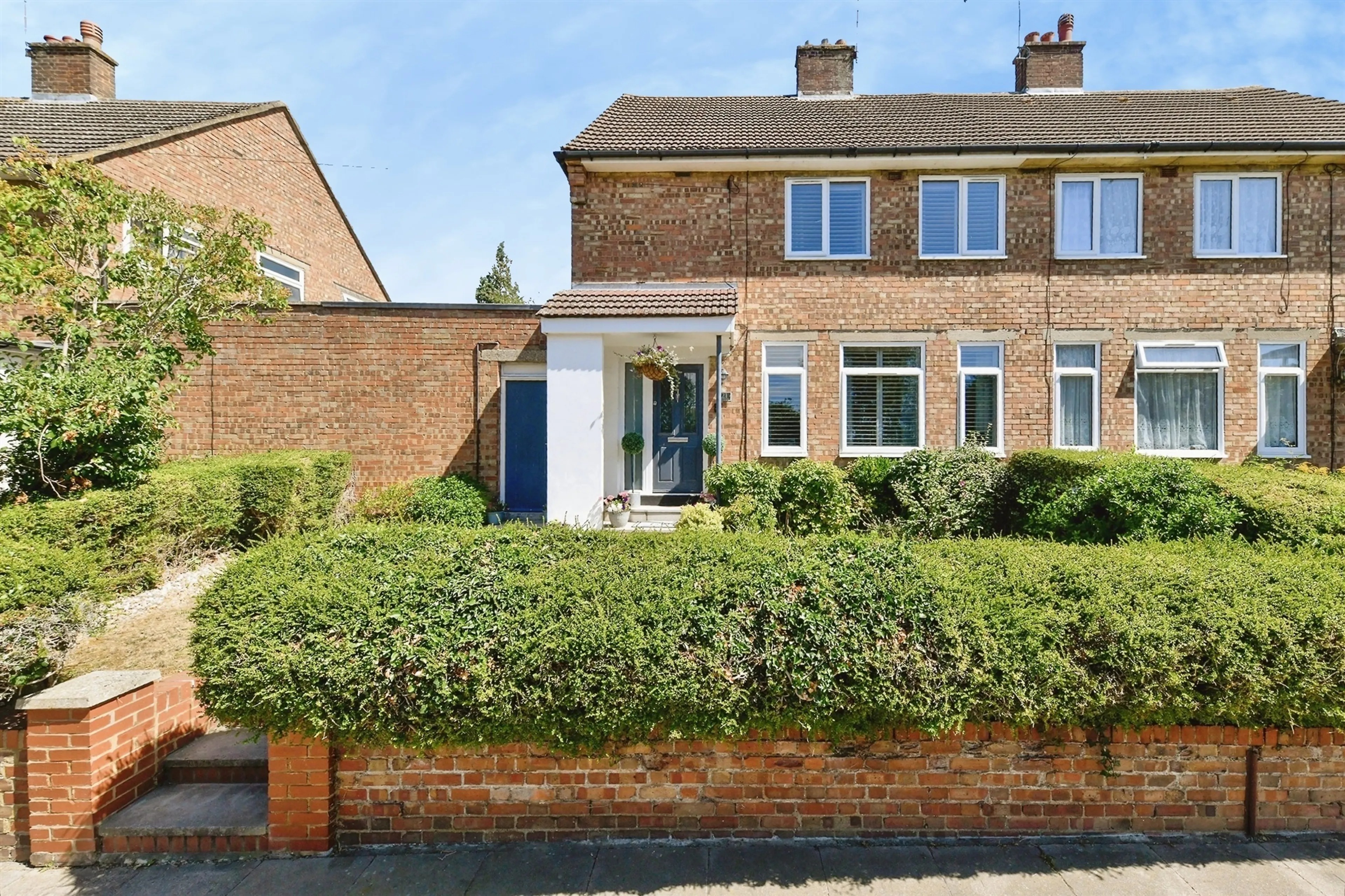 Property photo 0