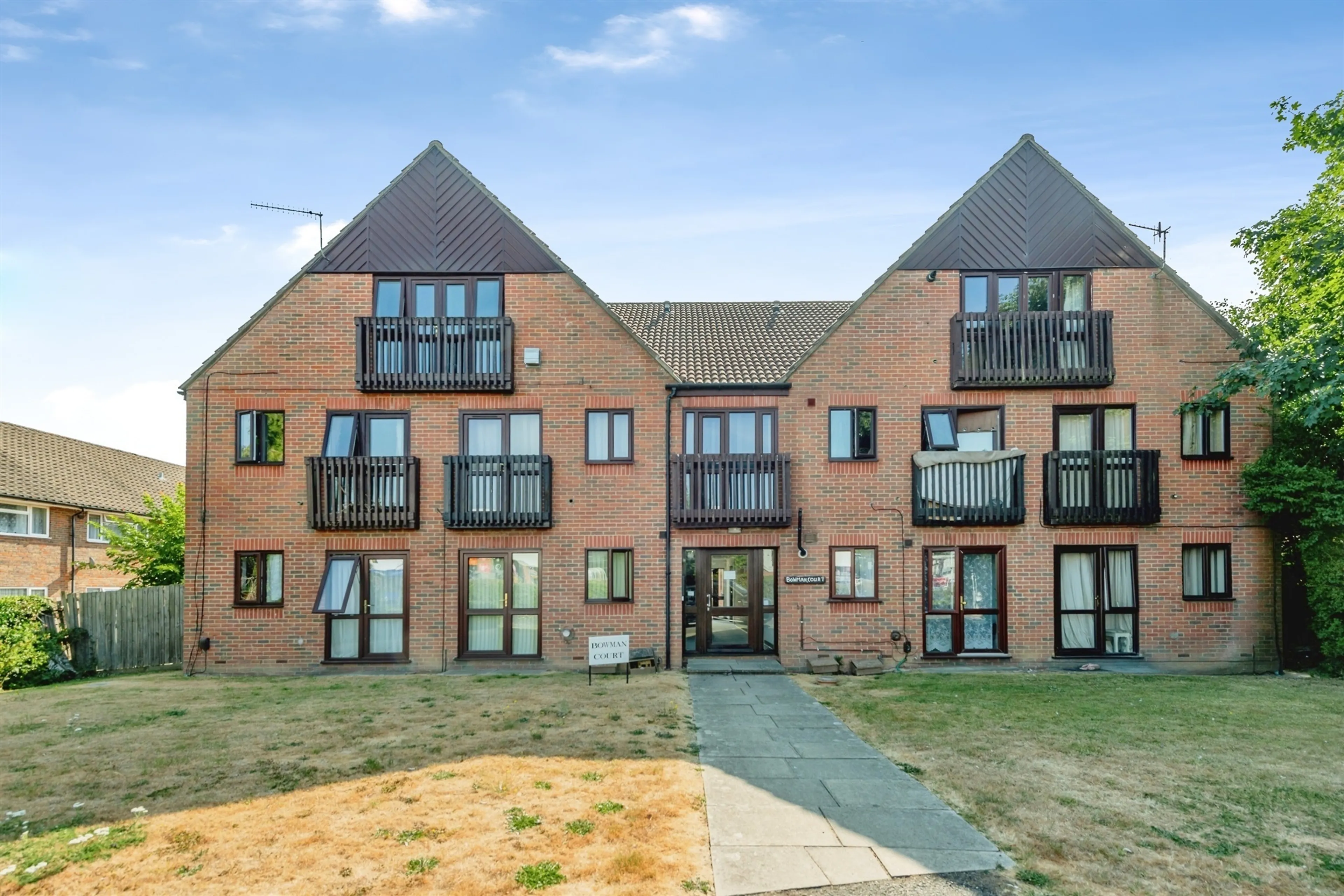 Property photo 0