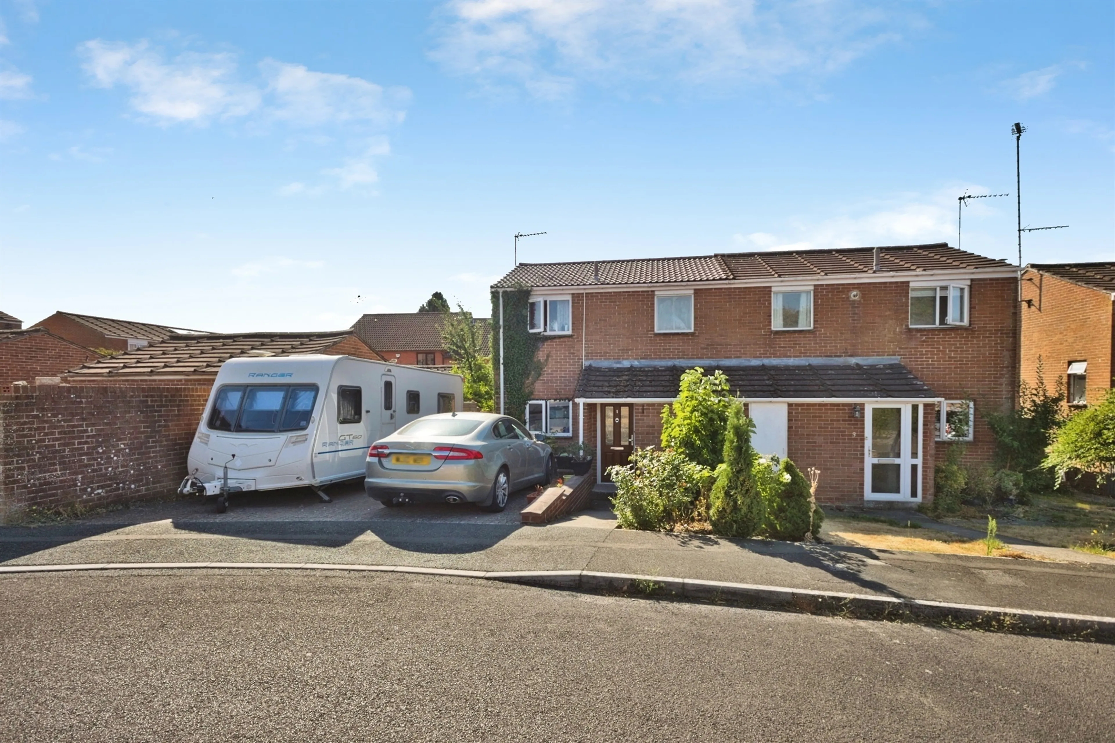 Property photo 0