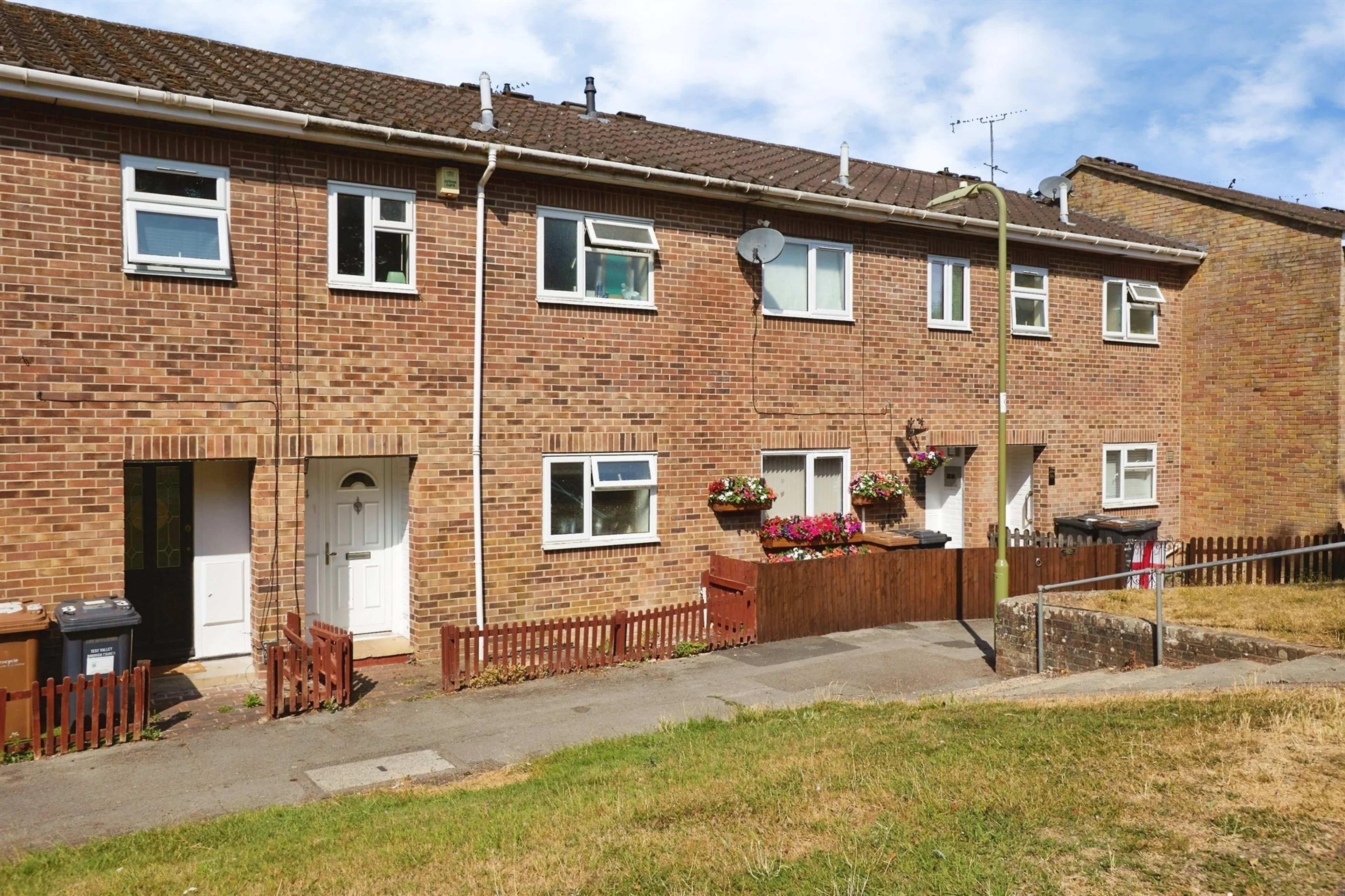 Property photo 0