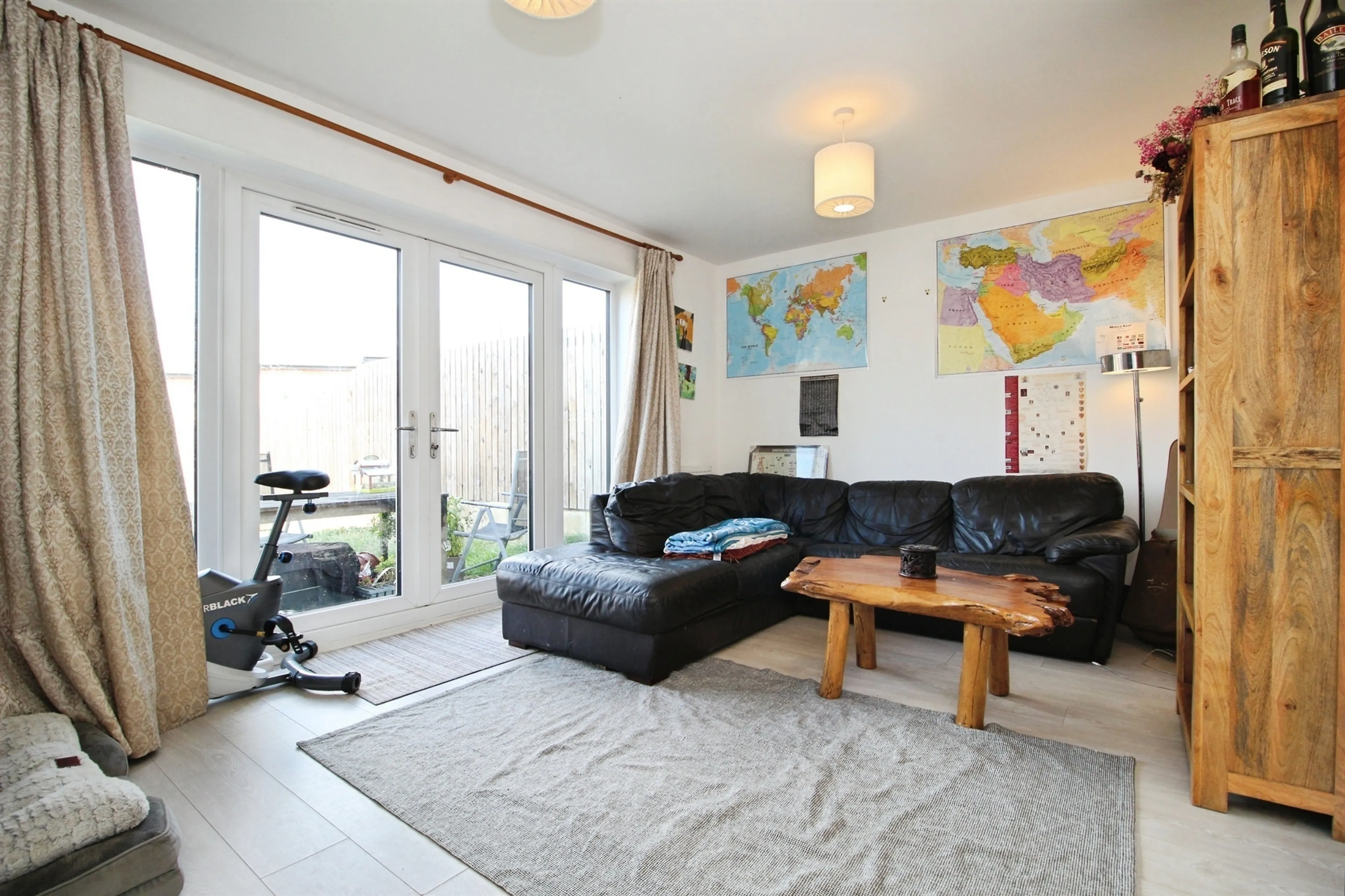 Property at Hutton Road, Leeds