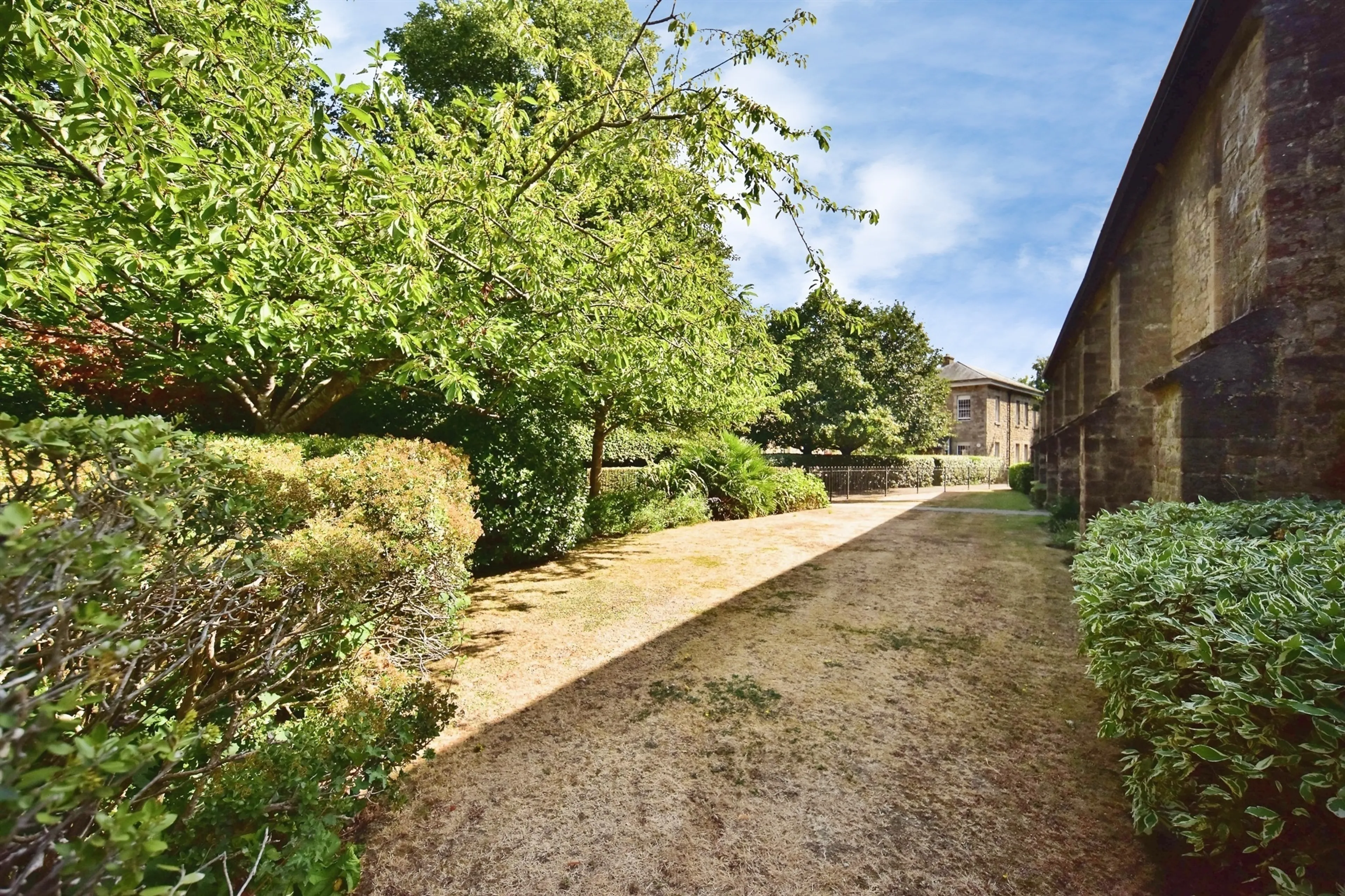 Property photo 25
