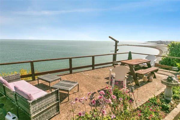 Glan Y Mor Road, Penrhyn Bay, Llandud...