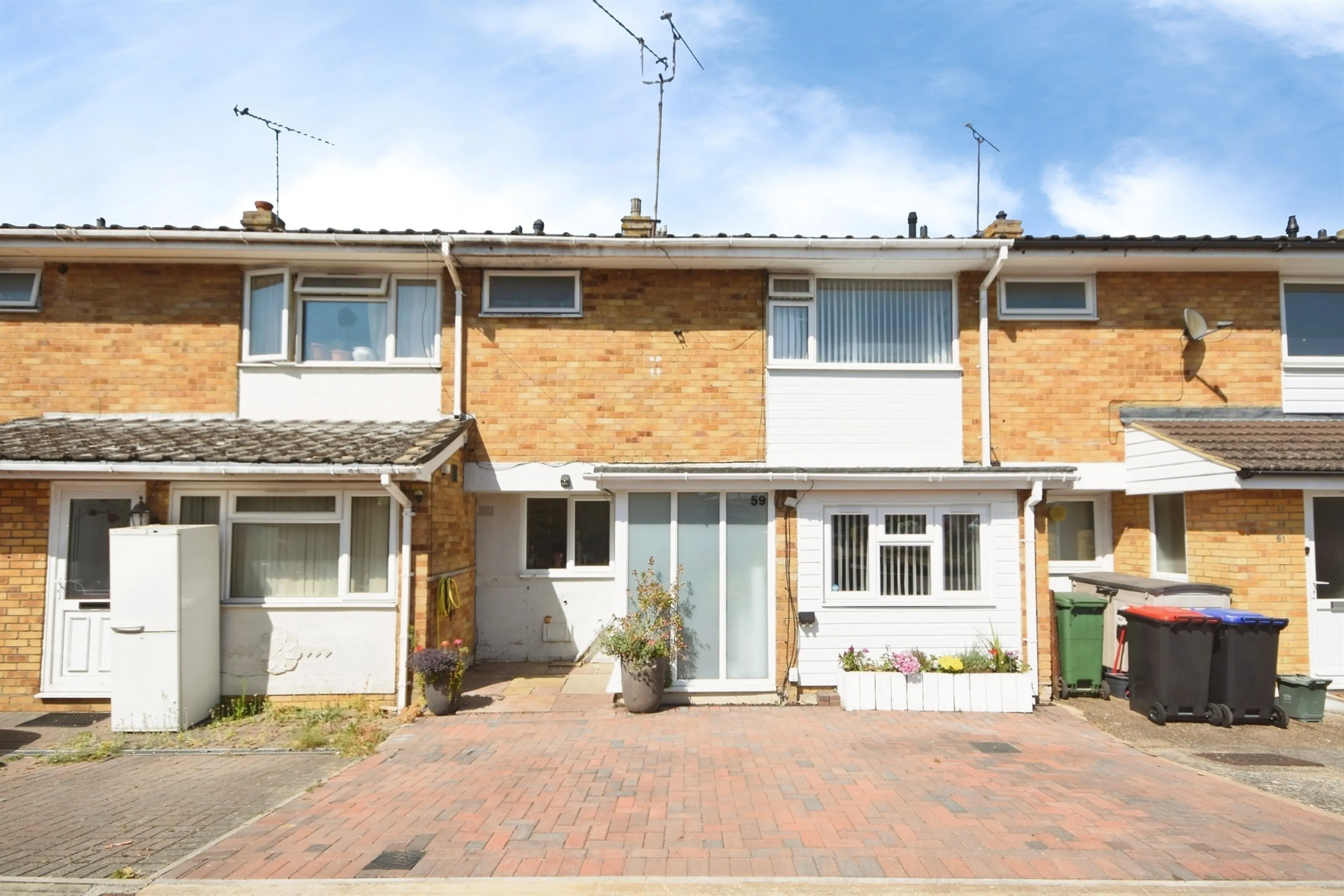 Property photo 0