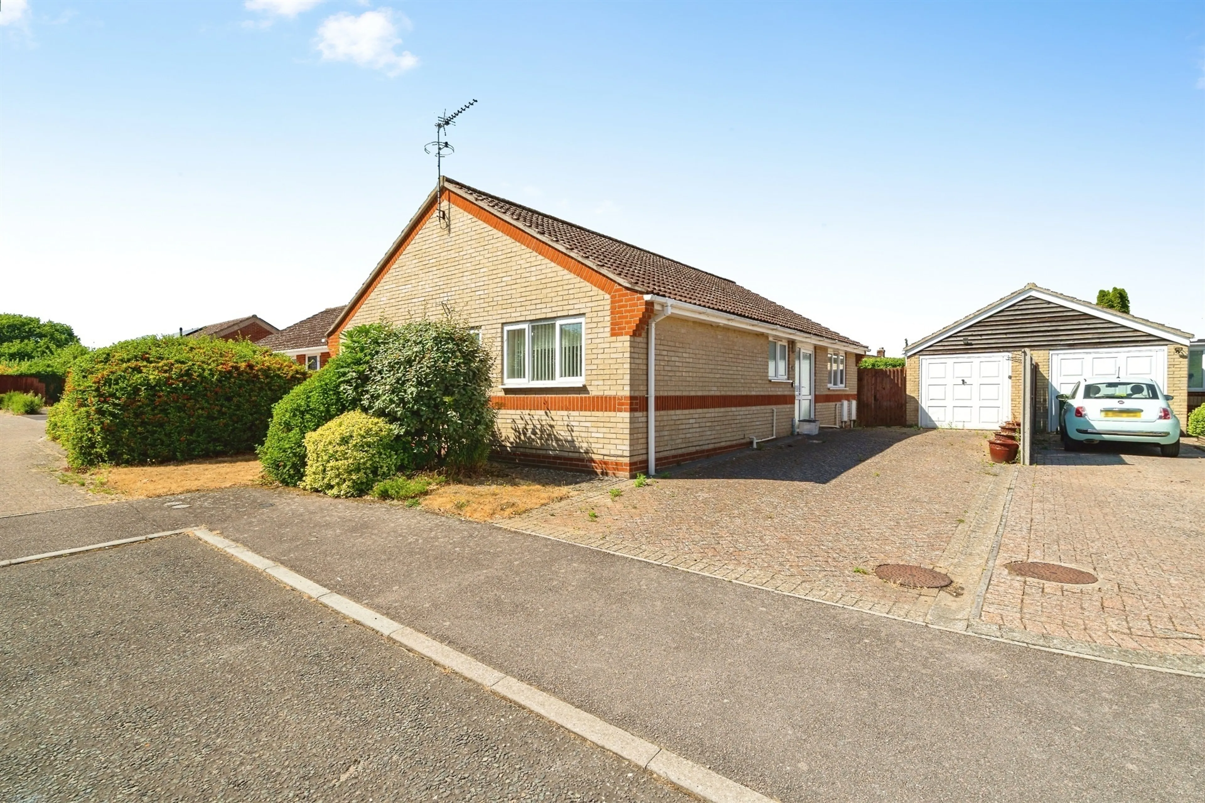 Property at Blackthorn Close, Diss