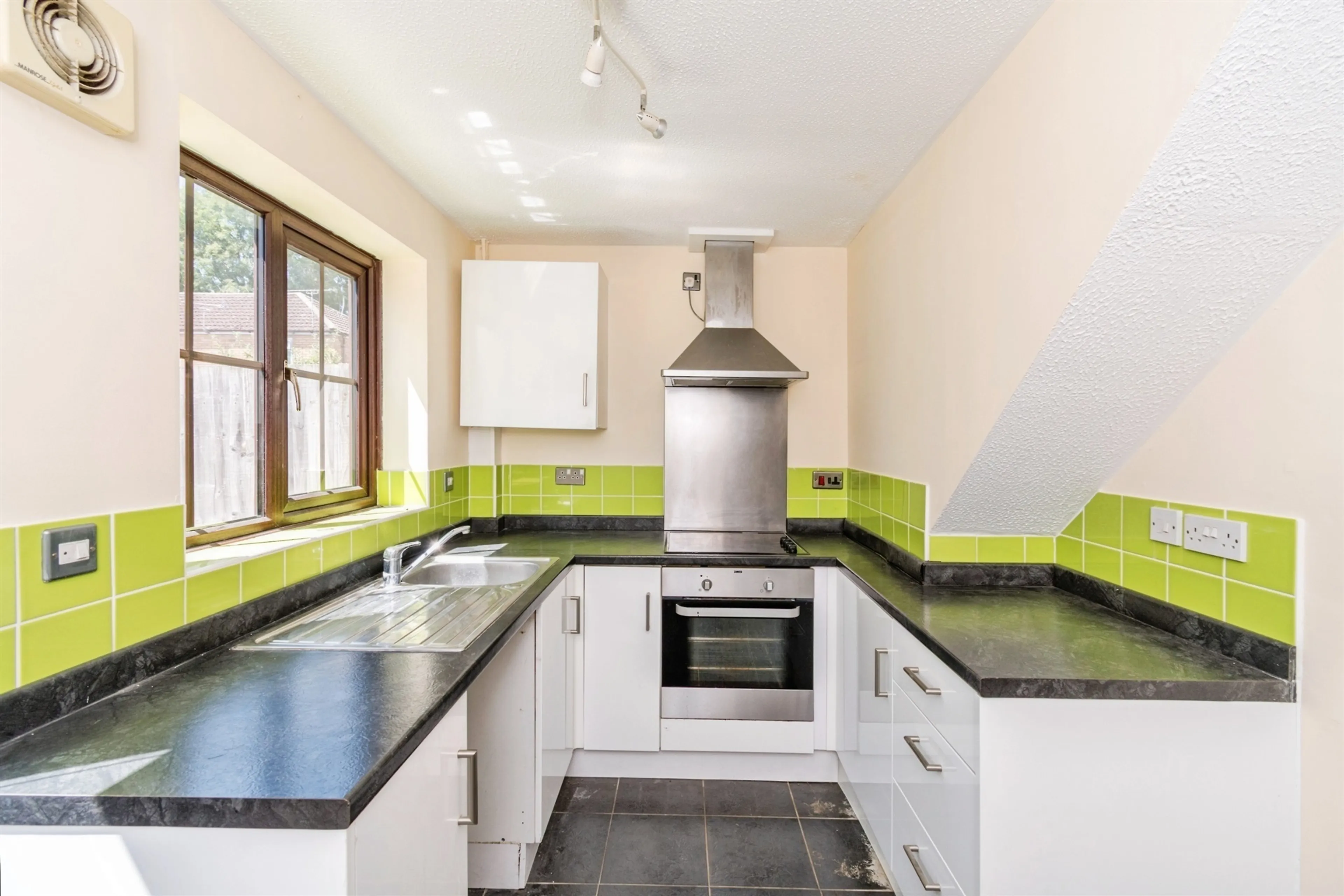 Property at Haileybury Gardens, Hedge End, Southampton