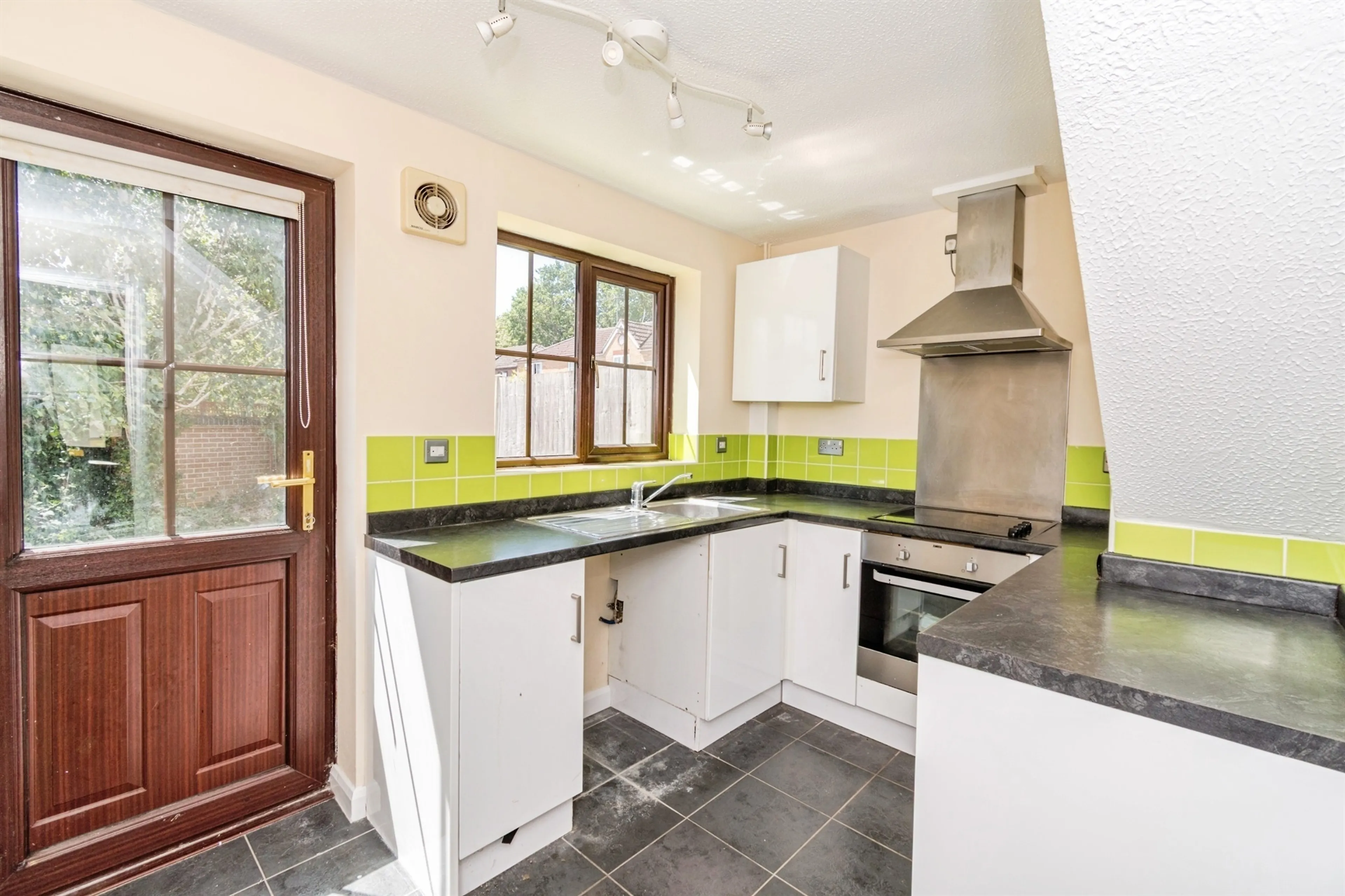Property at Haileybury Gardens, Hedge End, Southampton